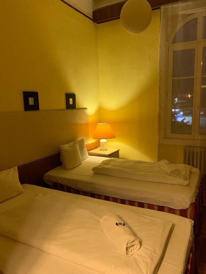Hotel Omnibusz Budapeşte Dış mekan fotoğraf