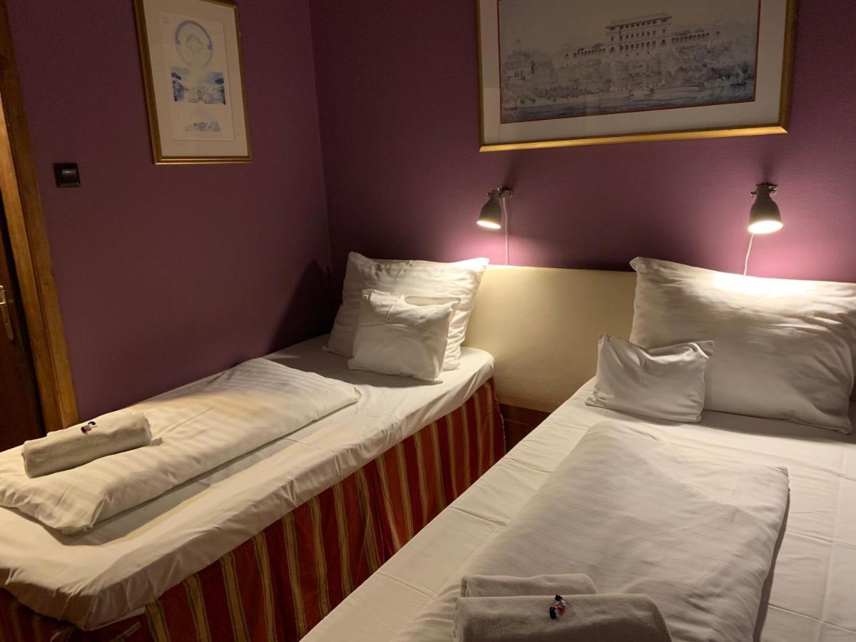 Hotel Omnibusz Budapeşte Dış mekan fotoğraf