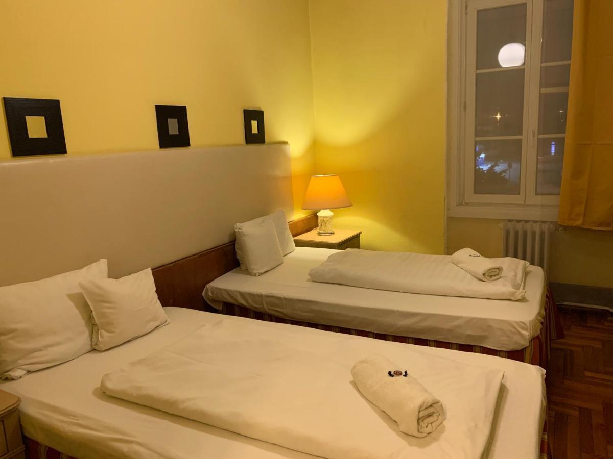 Hotel Omnibusz Budapeşte Dış mekan fotoğraf